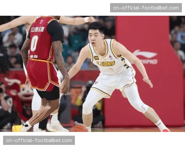 朱俊龙:从防守尖兵到全能锋线,在广厦的体系里不断成长 朱俊龙:从防守尖兵到全能锋线,在广厦的体系里不断成长